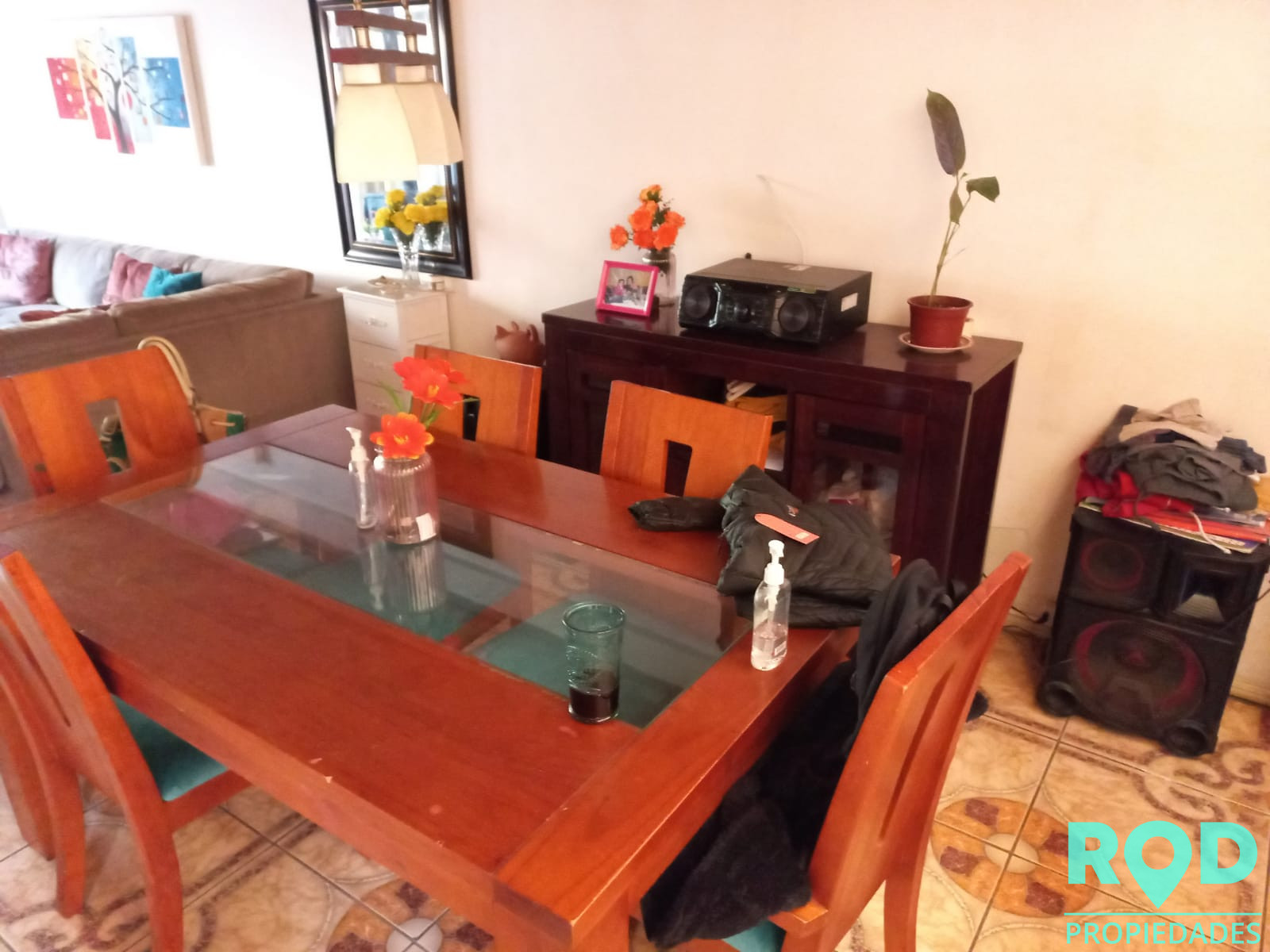 En Venta casa en Villa Jardín del Este